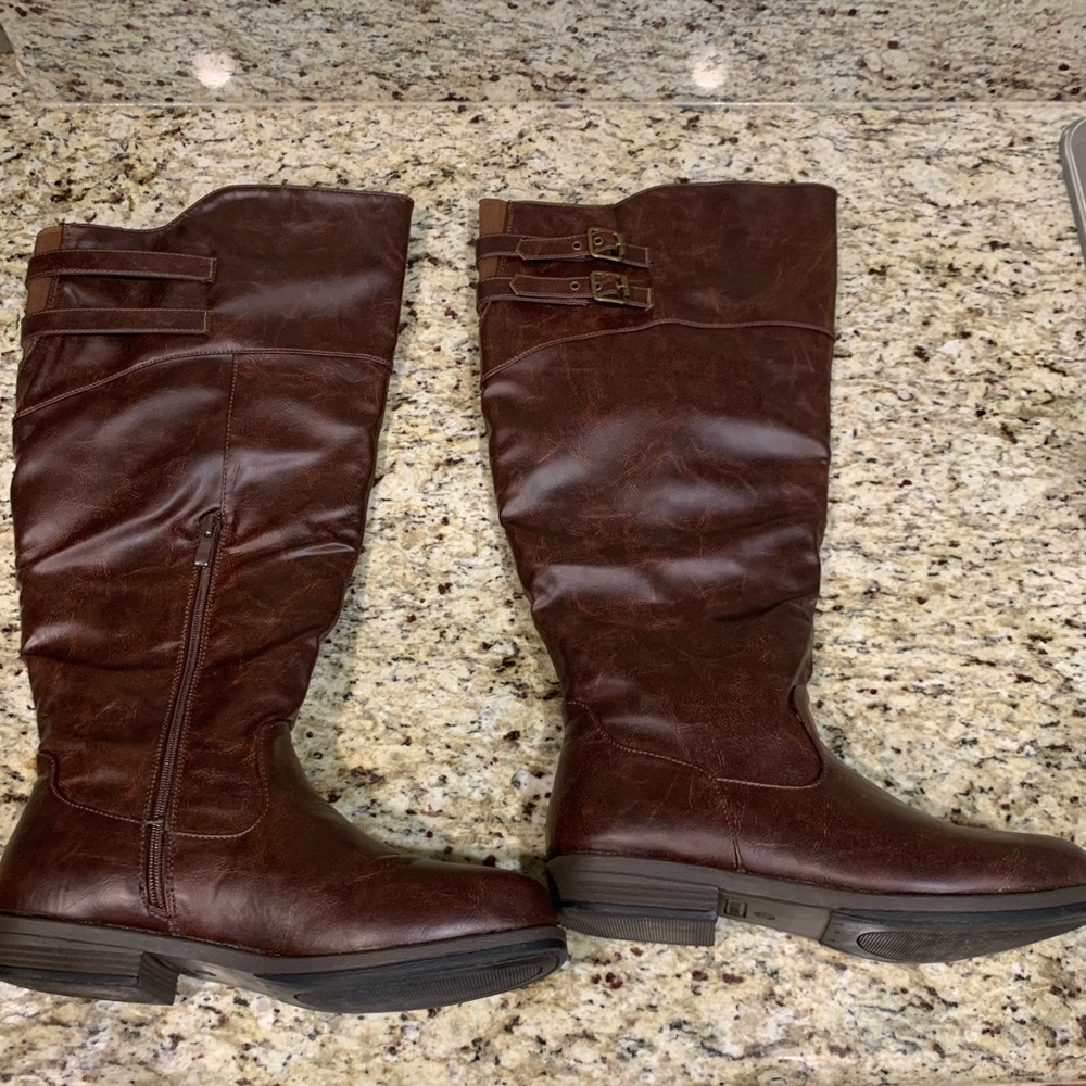 Women’s Tori Knee-High Boots - Picture 7 of 15